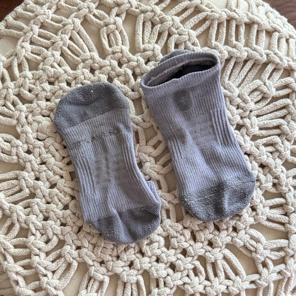 Figs Gray ‘100% Awesome’ Socks - Picture 1 of 1